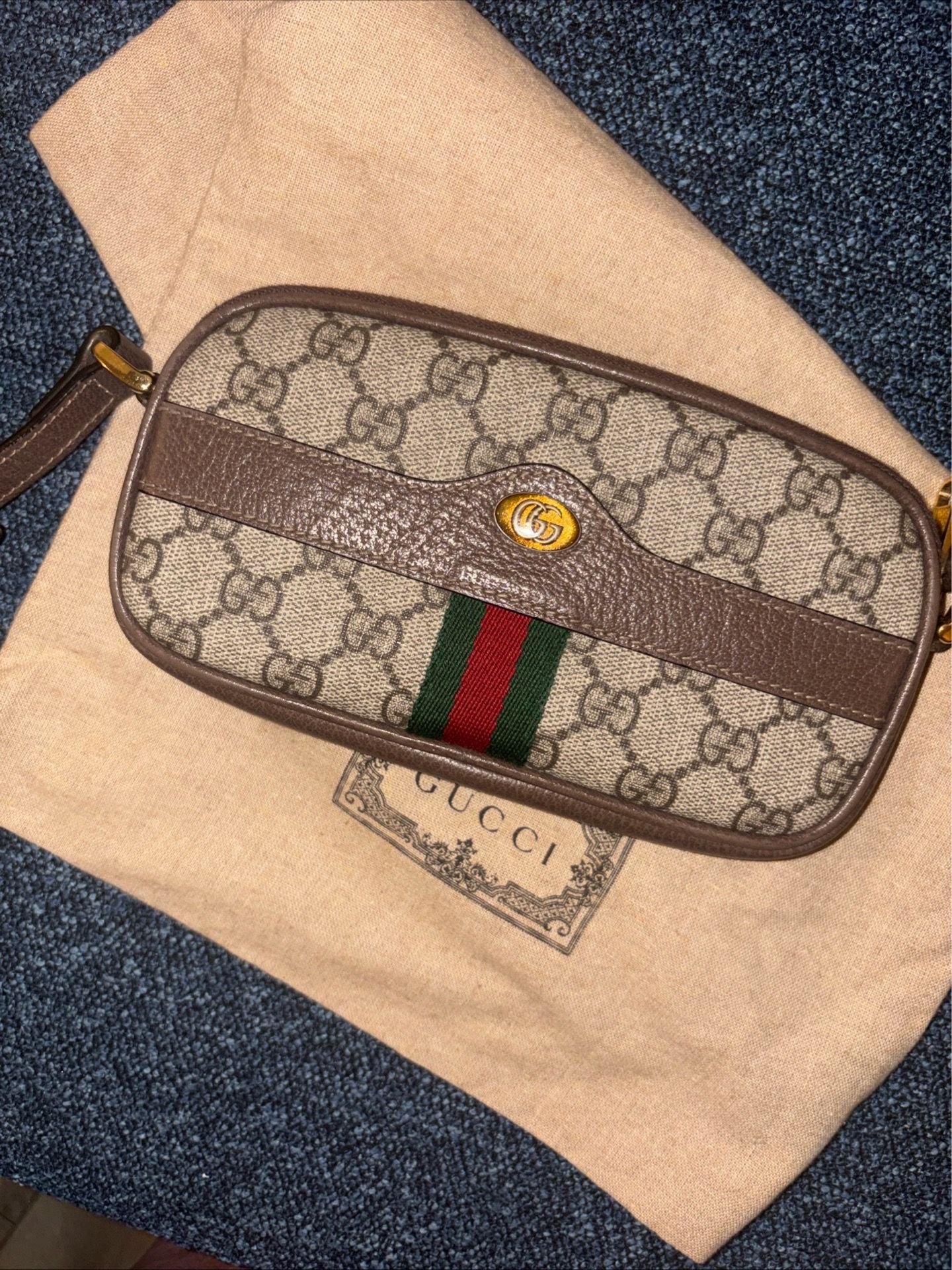 Gucci Mini cross body purse