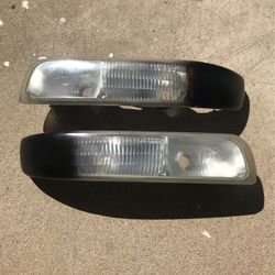 Turn Signals 00-06 Chevy 