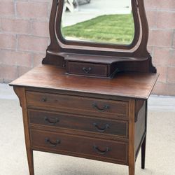 Vintage/Antique Small Dresser With mirror