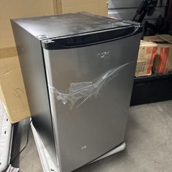 Whirlpool Mini Fridge