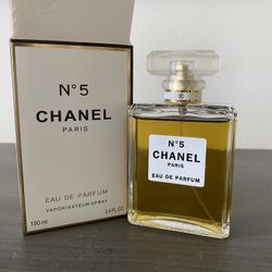N*5 Chanel Paris Eau De Parfum for Sale in Oakland Park, FL - OfferUp