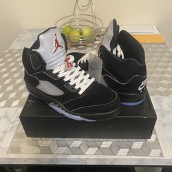 Jordan 5 Retro Black Metallic Reimagined