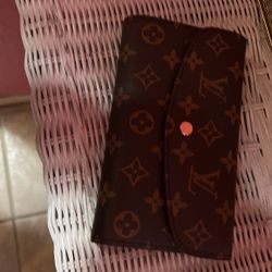 Immatation Of Louis Veton Wallet