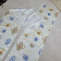 Teapot Shabbychic  Fabric Runners