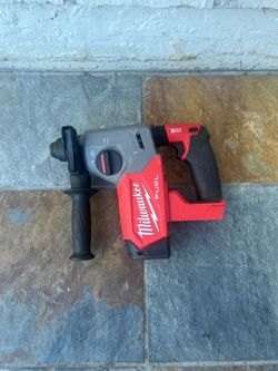 Milwaukee cordless Roto Hammer