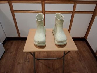 Unisex crocs crush Rain Boots men's 8 women's 10 bone brand new