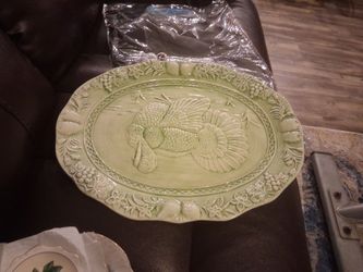 Green Ceramic Turkey Embossed Oval Serving Platter
