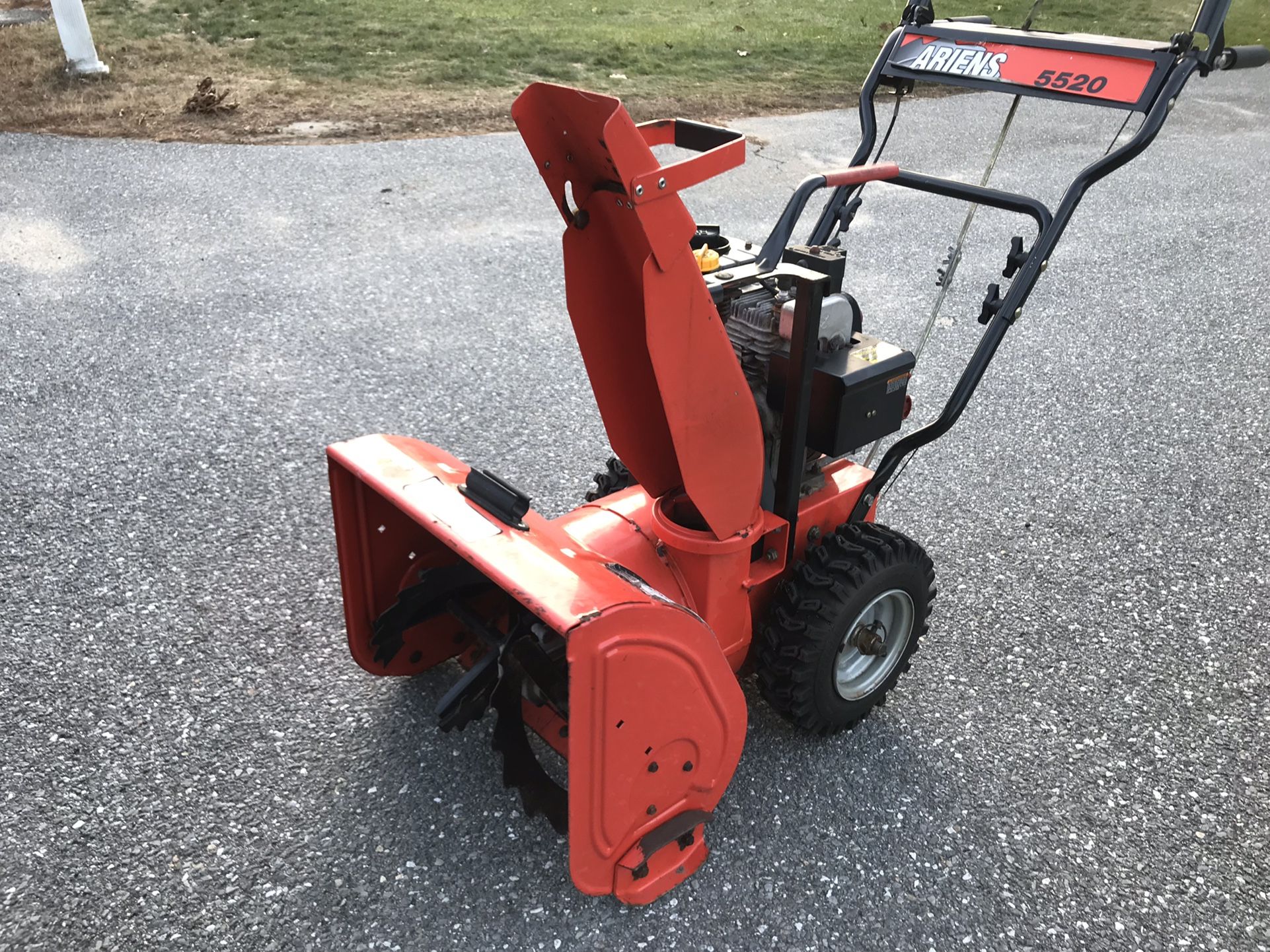 Ariens Snowblower With Electric Start.(Delivery Available, Please Read Full Ad.)