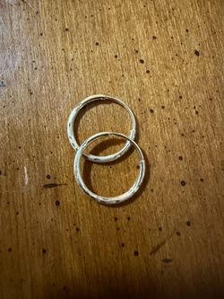 14k huggie hoops