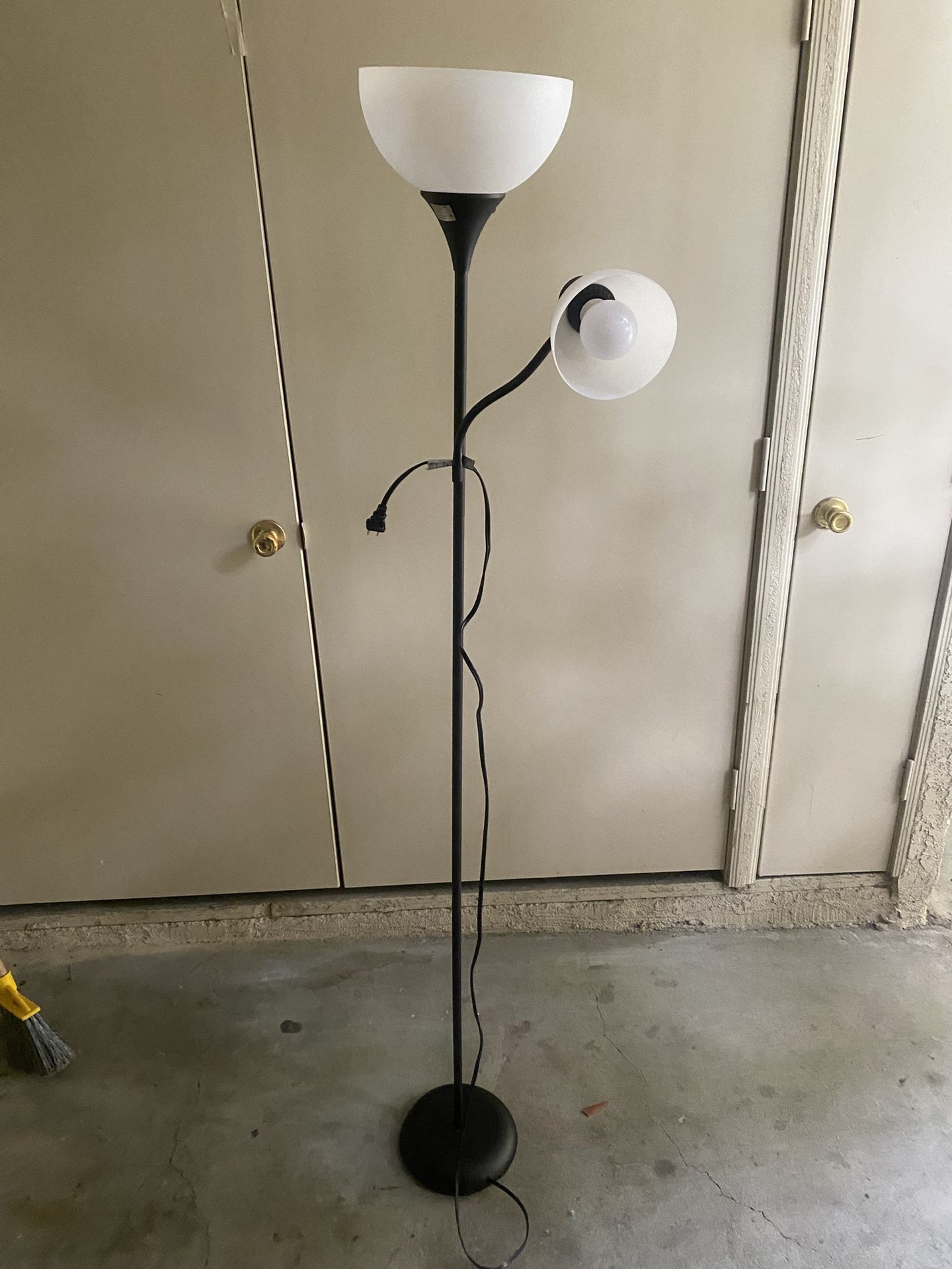 Standing floor Lamp