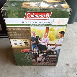 Coleman Road Trip Grill