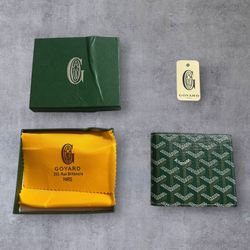Green Men’s Wallet