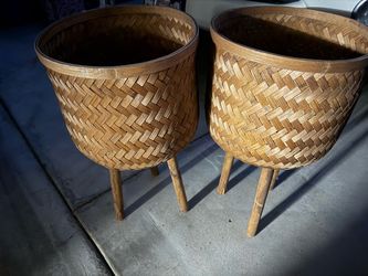 Basket style pots set of 2