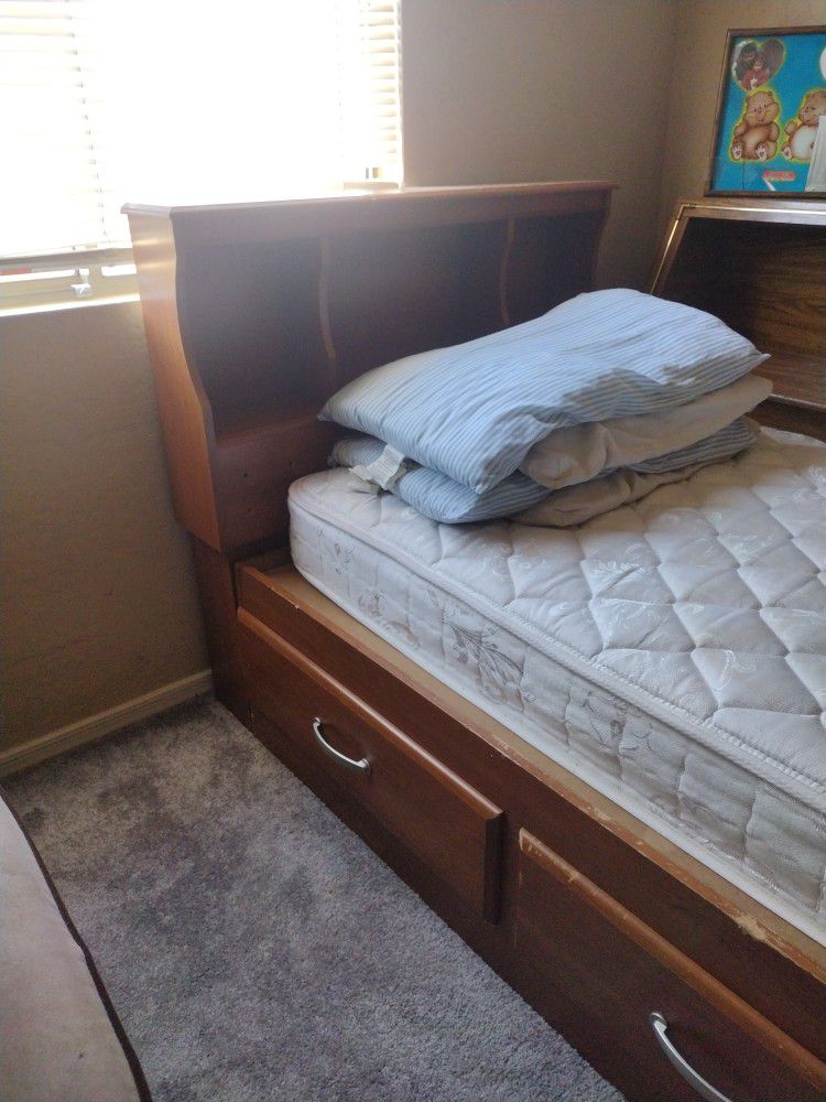 Twin Bed With Bookcase