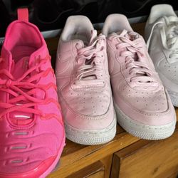Nike SNEAKERS