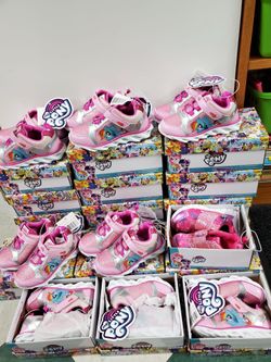 New Light Up Shoes Size 7,8,9,&10