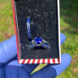 Black Gold Engagement Set