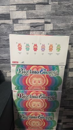 BIG INTO ENERGY POP MART LABUBU