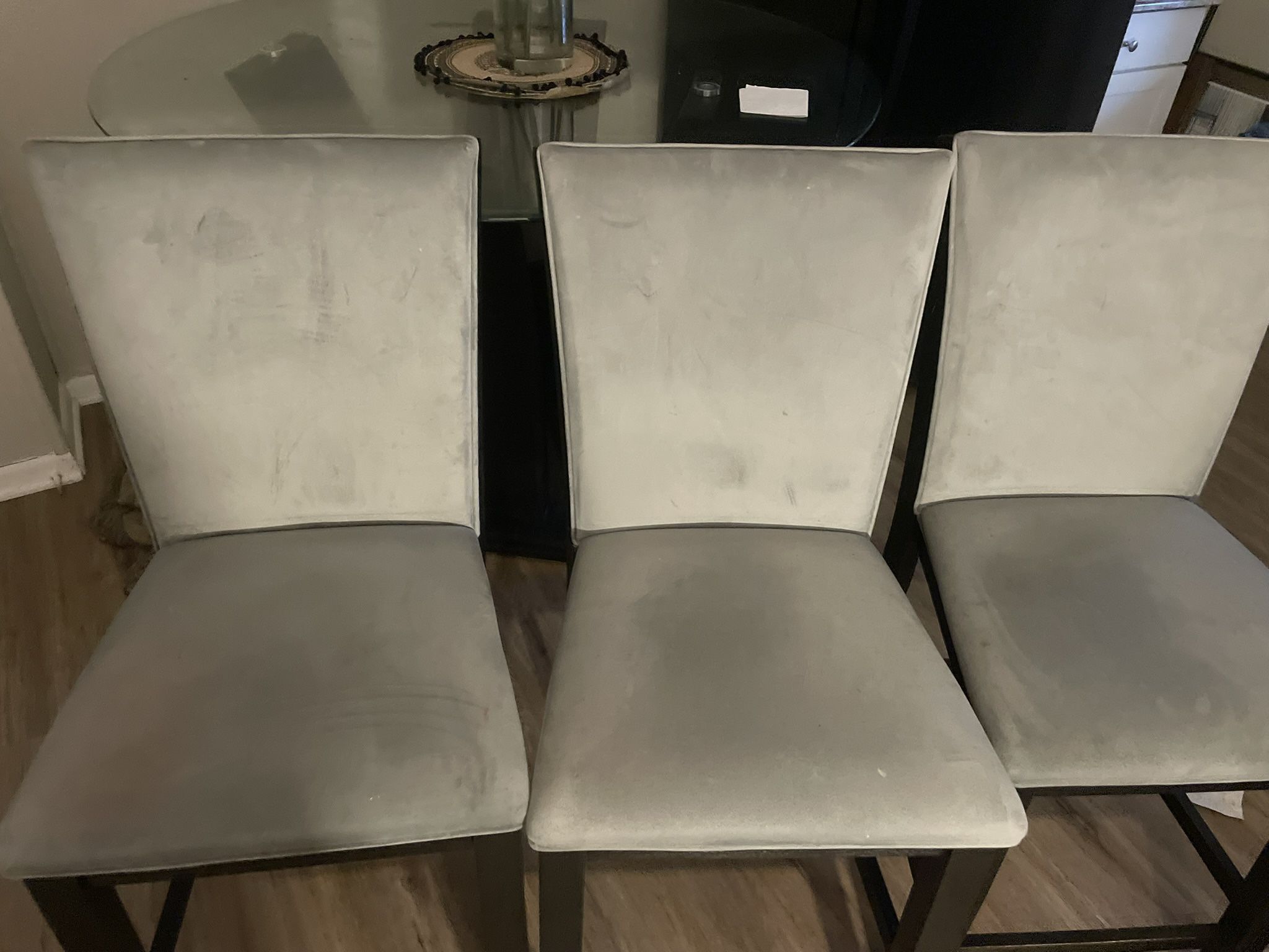 MUST GO ! Beautiful Grey Dining Set