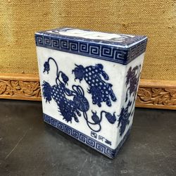 Antique Chinese Porcelain Opium Pillow  Blue White Foo Dog Qing Dynasty