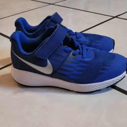 Kids Nike Shoes Size 12c