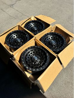 Ford F250 and F350 Fuel “Zephyr” 18” Off-road Wheels
