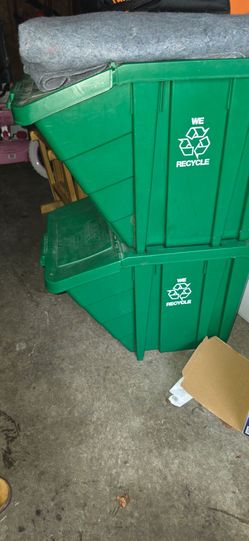 Recycling. Bin