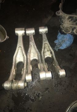 Banshee swing arm knuckle