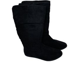 Women’s Black Boots (Size: 8)