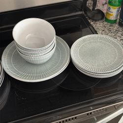 Plate And Bowl Set 