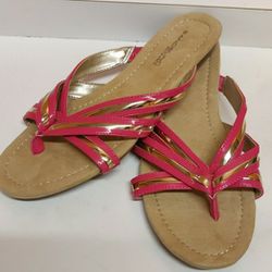 Dark Pink & Gold B*Flexible Bandolino Sandals 
With Slight Wedge Heel Size 8.5
New without Box