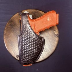 Bianchi 397 Tornado SLR Duty Holster Glock 19/17 Basket Weave Leather, Lock Snap