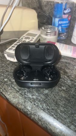 Bose Quiet Comfort Charging Case