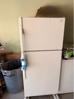 Refrigerator kenmore