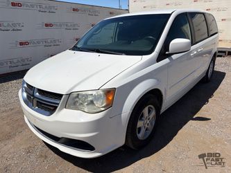 #130 • 2013 Dodge Grand Caravan LOW MILES!!!