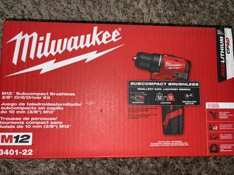 Milwaukee Drill/Driver Kit