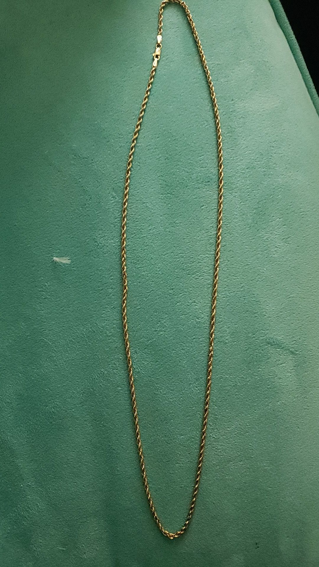 10k Gold Rope chain 18"9 gram 500$ OBO