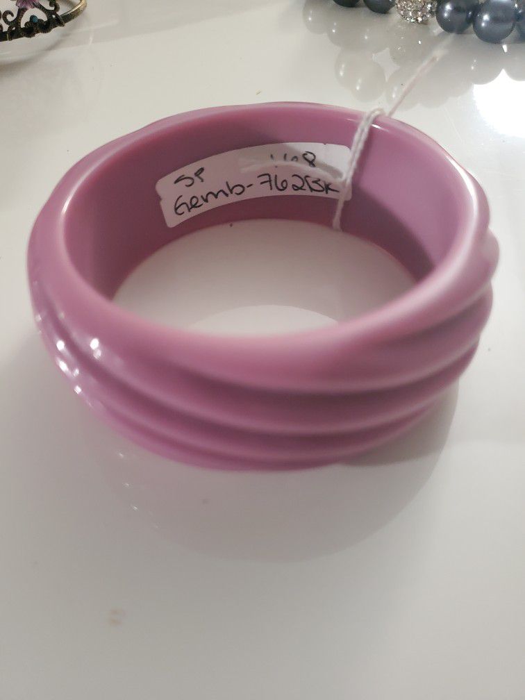 HUGE Molded Spiral Purple Lucite Bangle Bracelet


