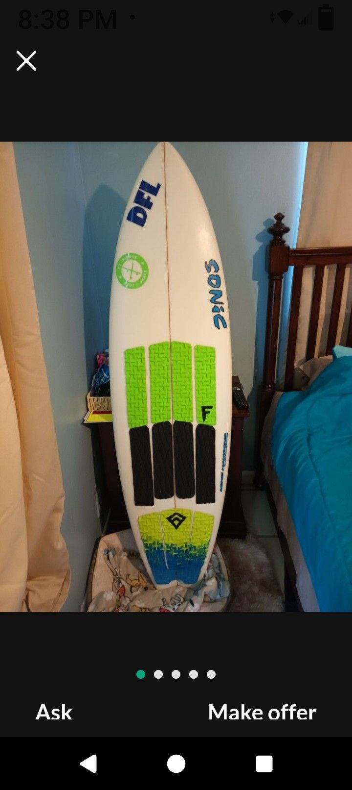Sonic 5'10 Swallow Tail Like New No Dings