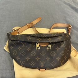 LV  OG bumbag