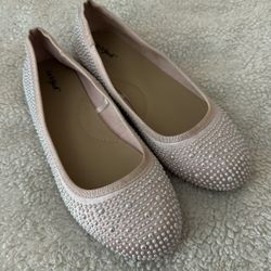 Girl’s Dress Shoes