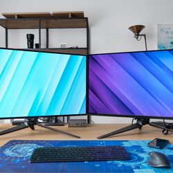 Mint like new 32” 4K oled Asus ROG PG32UCDP