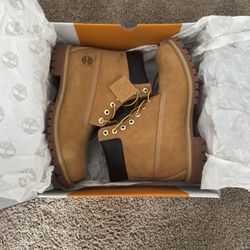 Timberland Men’s Premium Waterproof Boots - Wheat  - Size 11.5