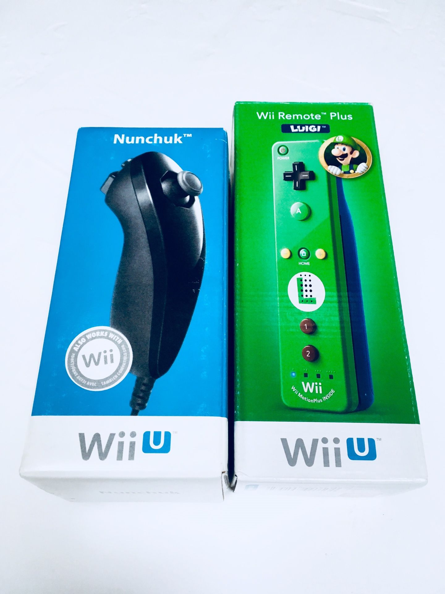 Wii U Luigi Motion plus remote and nunchuk NEW