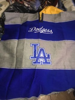 Dodger poncho