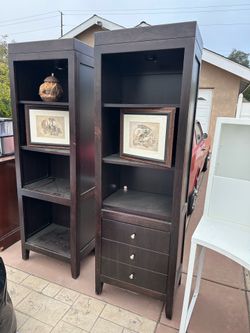 Bookshelf