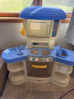 Free. Missing Phone And Faucet Abd Needs Cleaning!