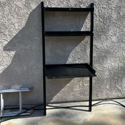 Lightweight Computer Desk With Shelves