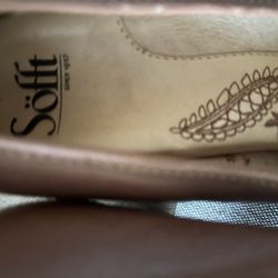 SOFFT New Size 9W  Tan Leather Shoes 