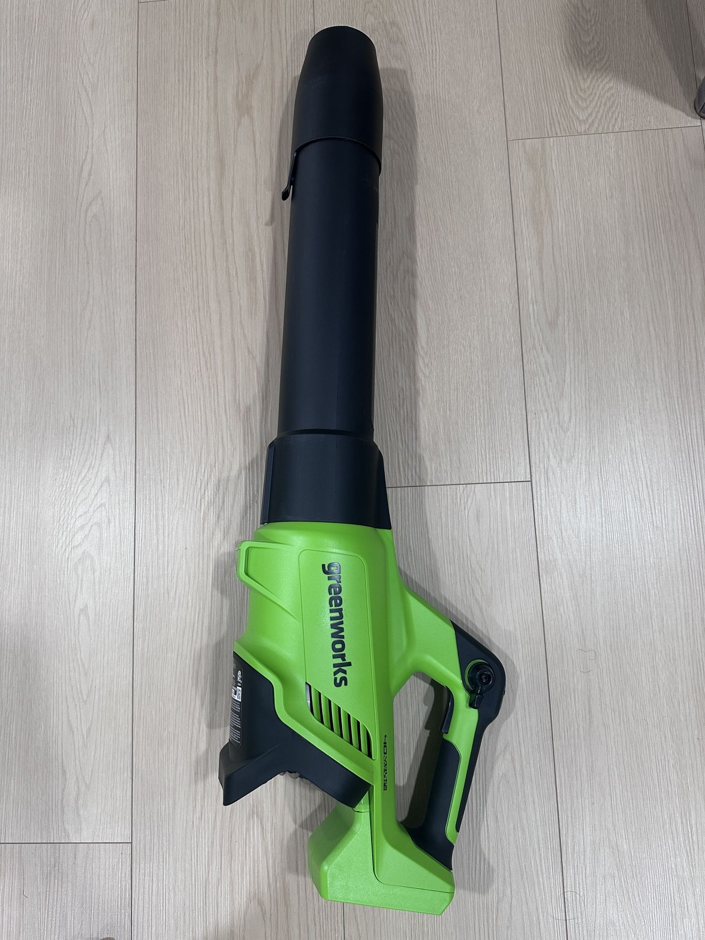Brand new Greenworks 40V (120MPH/500CFM) Cordless Axial leaf blower, Tool only